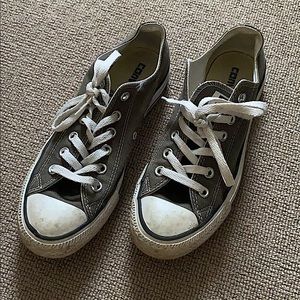 Grey low top All Star Converse